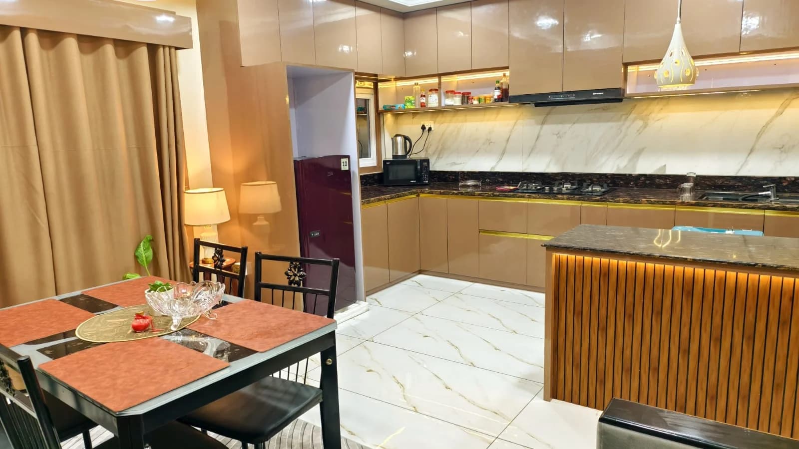 Bar and dining lounge at Omnia Luxe Villa